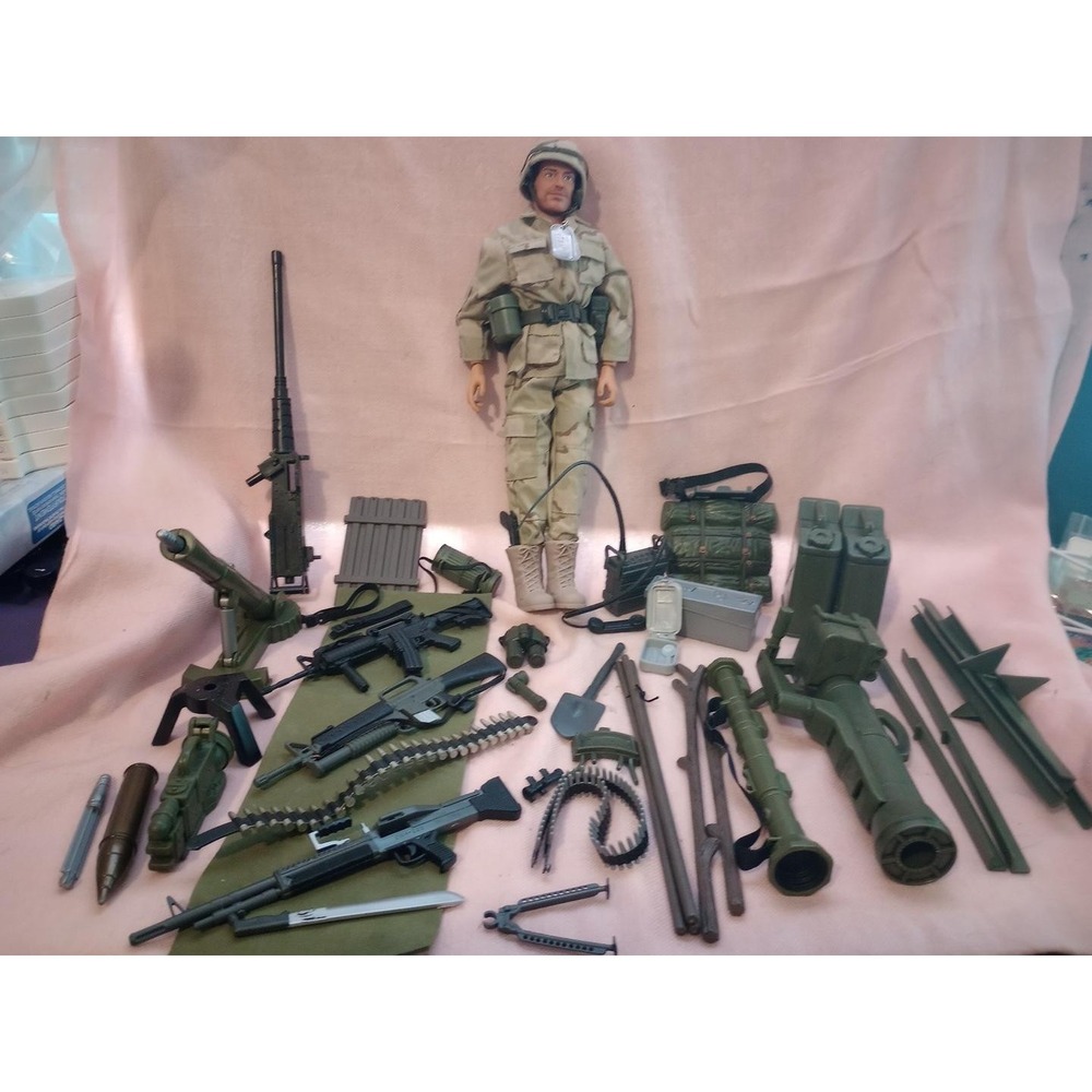 2003 Power Team Elite World Peacekeepers 12" Desert Infantry Soldier Huge...